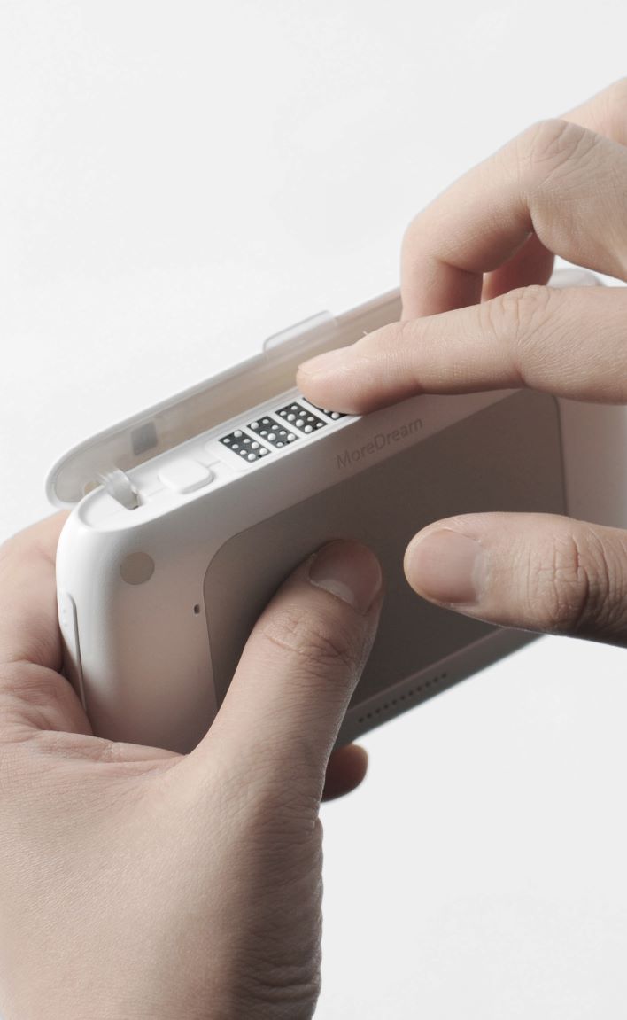HYBRID BRAILLE LEARNING DEVICE